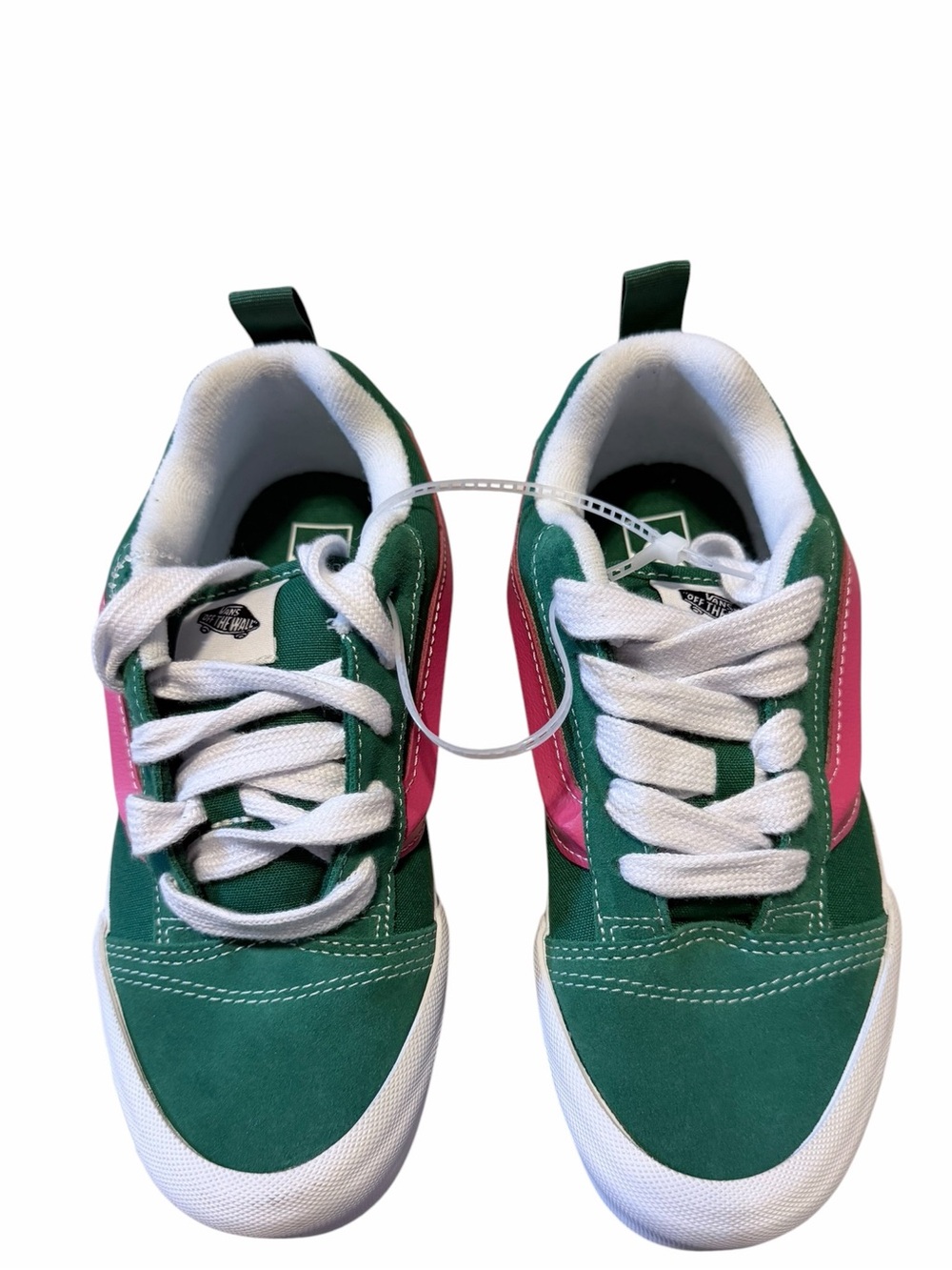🌼🌟NWOT VANS Kids Green and Pink Low-Top Sneakers Youth 4.5